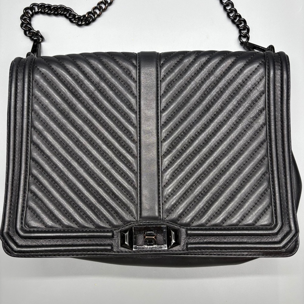 Rebecca Minkoffā Chevron Quilted Leather Love Crossbody Shoulder Bag Black